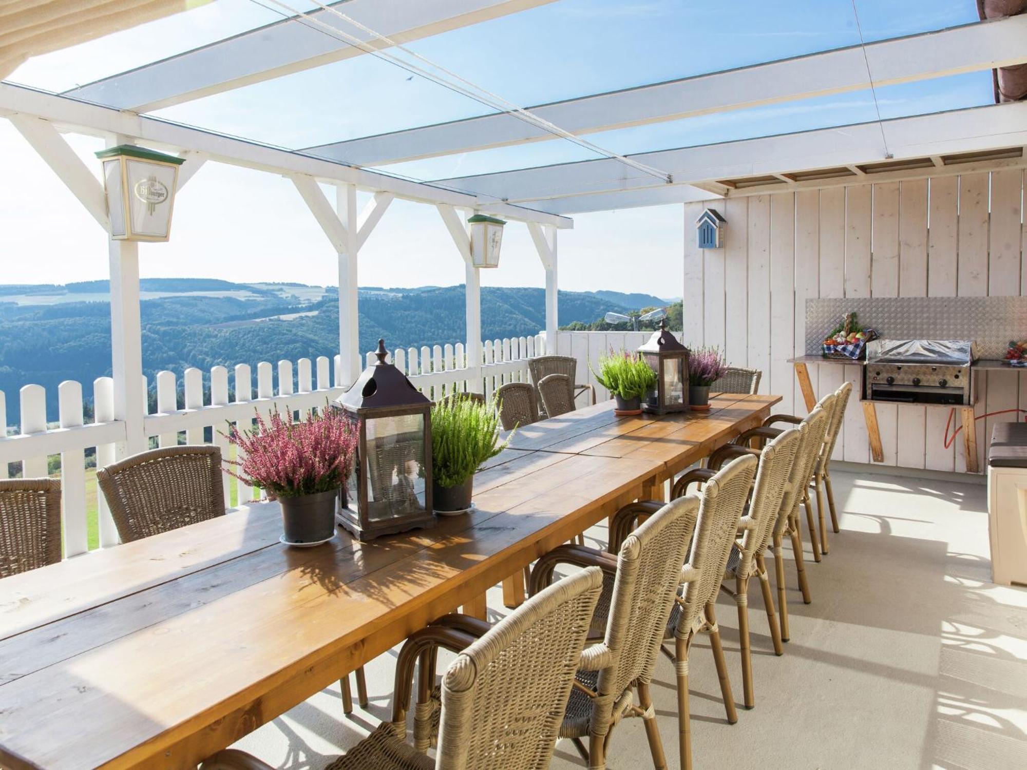 Beautiful Holidayhome With Sauna And Terrace Harscheid エクステリア 写真