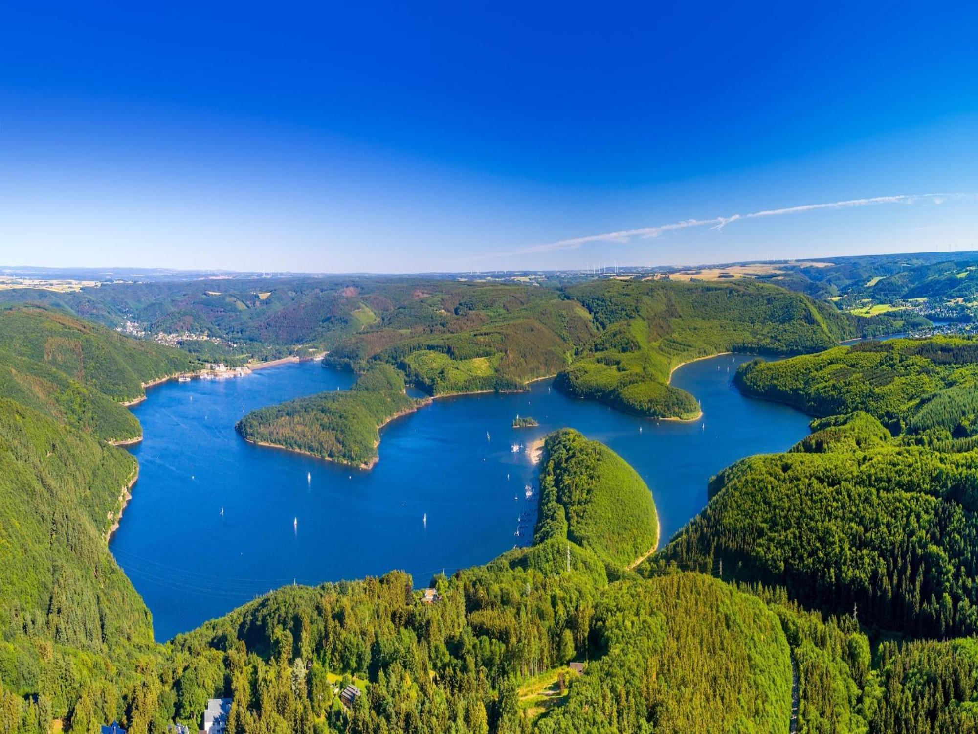 Beautiful Holidayhome With Sauna And Terrace Harscheid エクステリア 写真